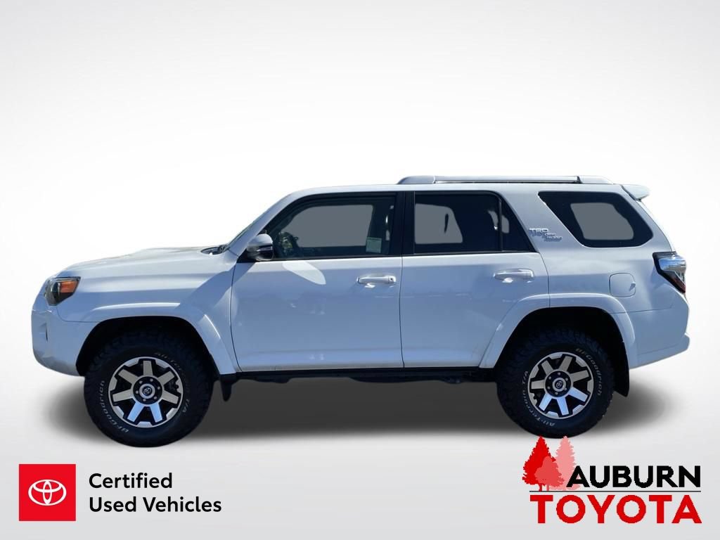 Certified 2017 Toyota 4Runner TRD Off-Road Premium AWD/4WD image 5