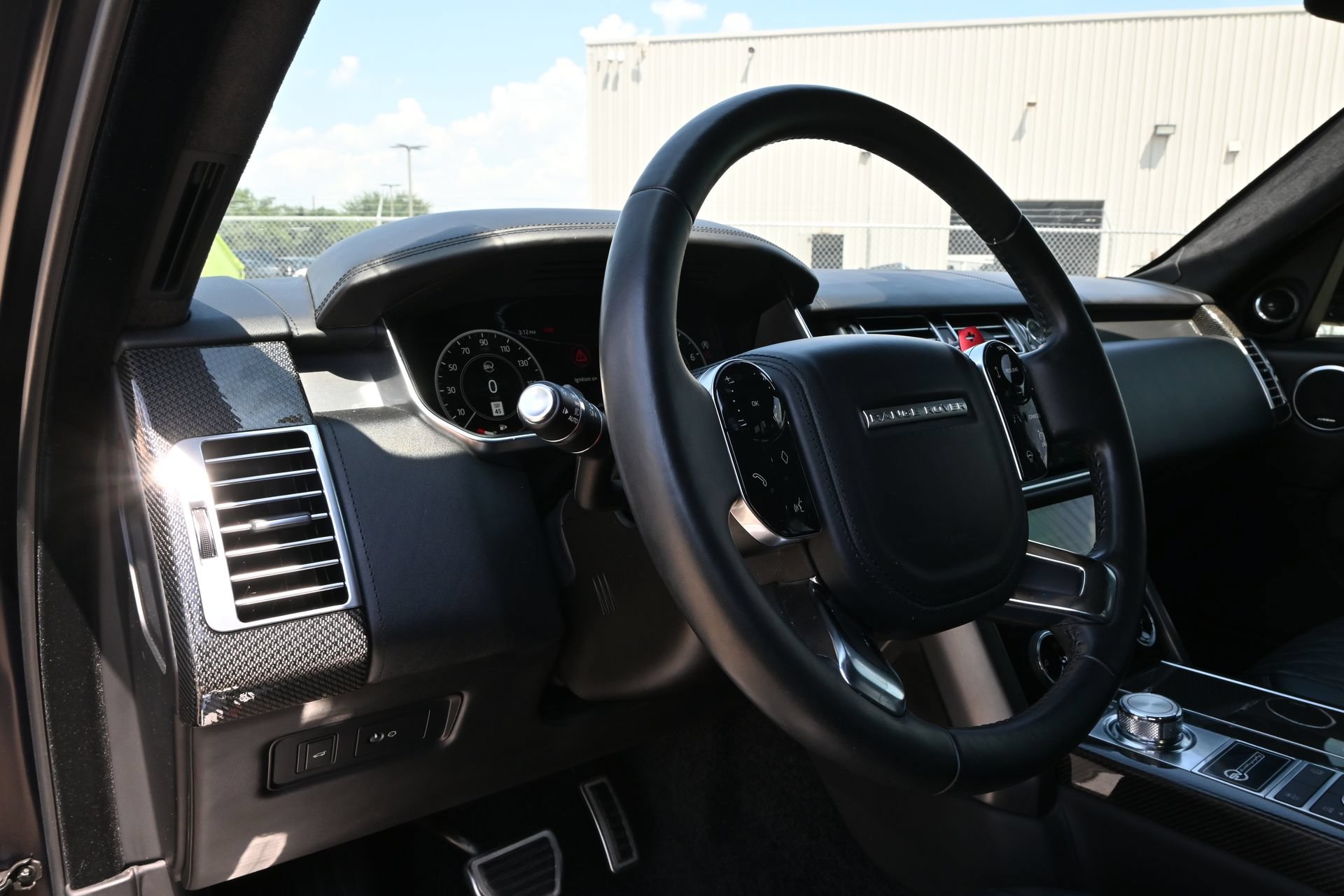 Used 2019 Land Rover Range Rover SV Autobiography Dynamic AWD/4WD image 17