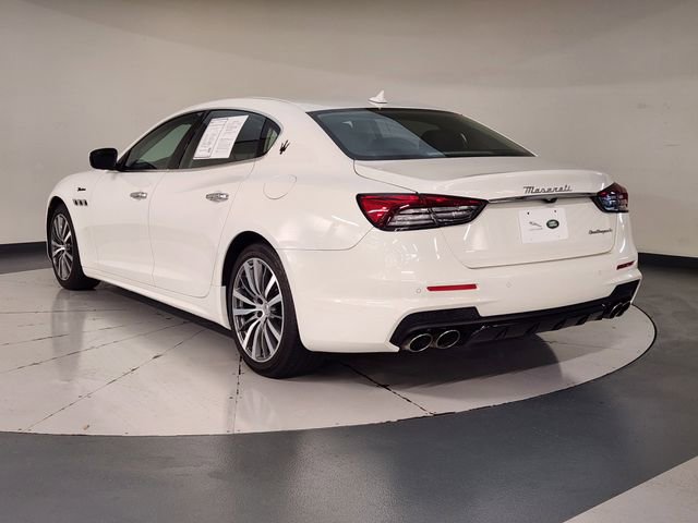 Used 2022 Maserati Quattroporte Modena RWD image 6