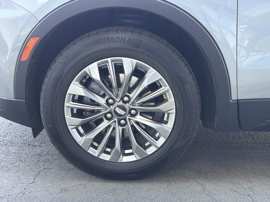 Certified 2025 Cadillac XT4 Premium Luxury image 15