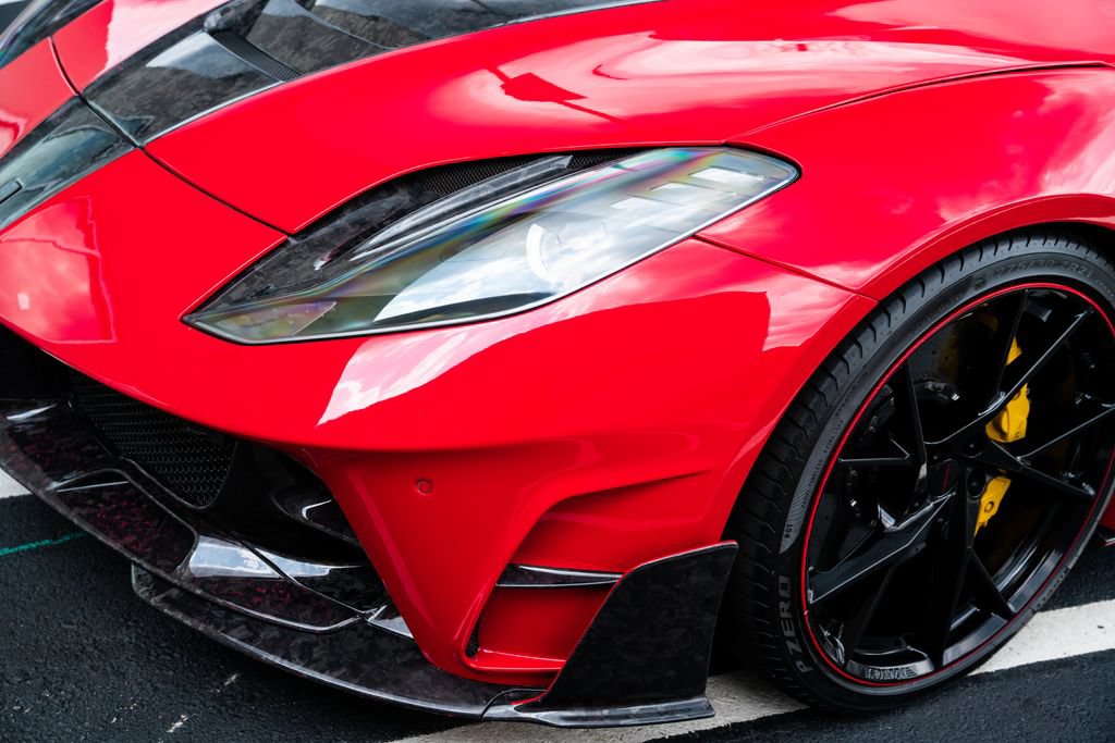 Used 2020 Ferrari 812 Superfast RWD image 37