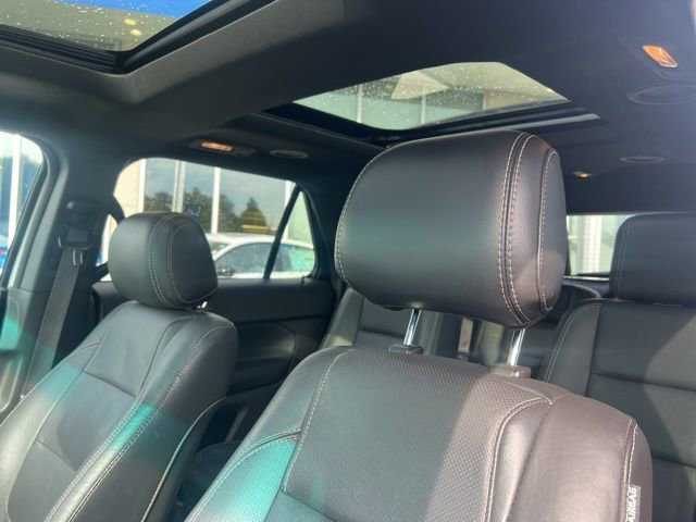 Used 2015 Ford Explorer Sport w/ Equipment Group 401A image 15