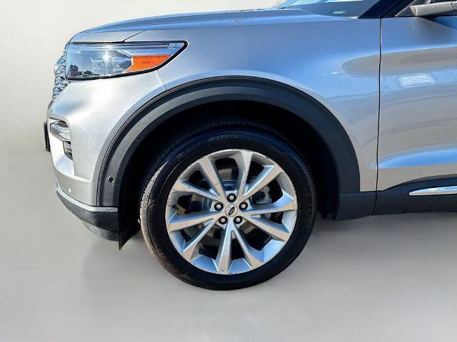 Certified 2022 Ford Explorer Platinum w/ Equipment Group 601A image 24