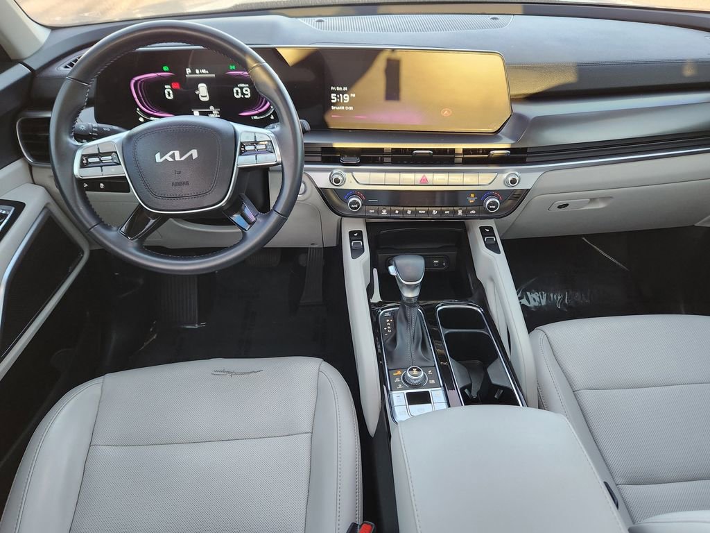 Used 2024 Kia Telluride S w/ S Sunroof Package image 15