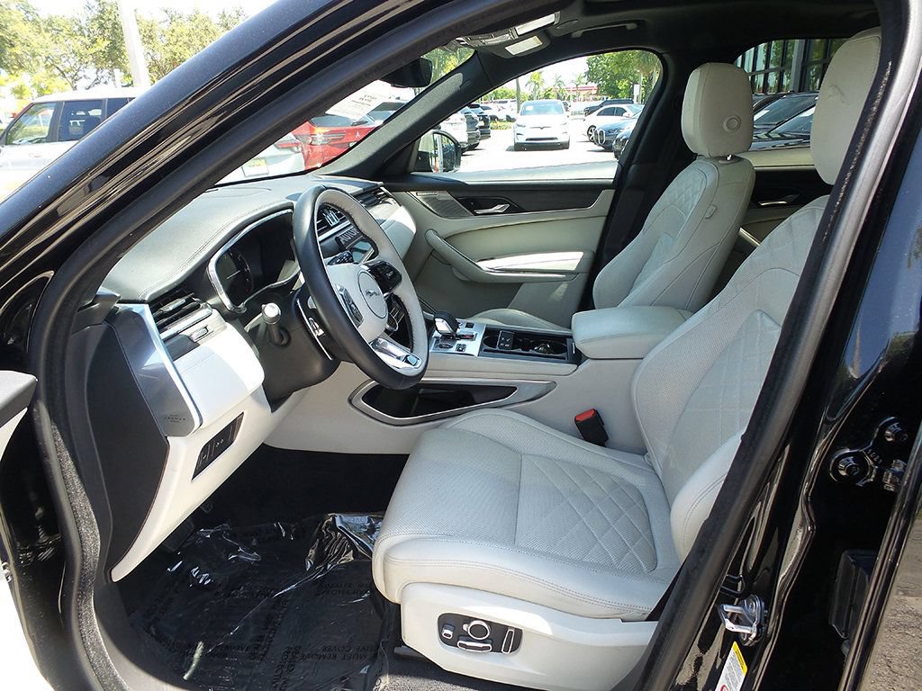 Used 2023 Jaguar F-PACE S AWD/4WD image 27