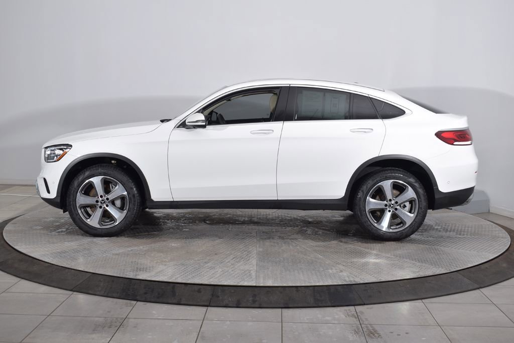 Used 2023 Mercedes-Benz GLC 300 4MATIC Coupe image 2