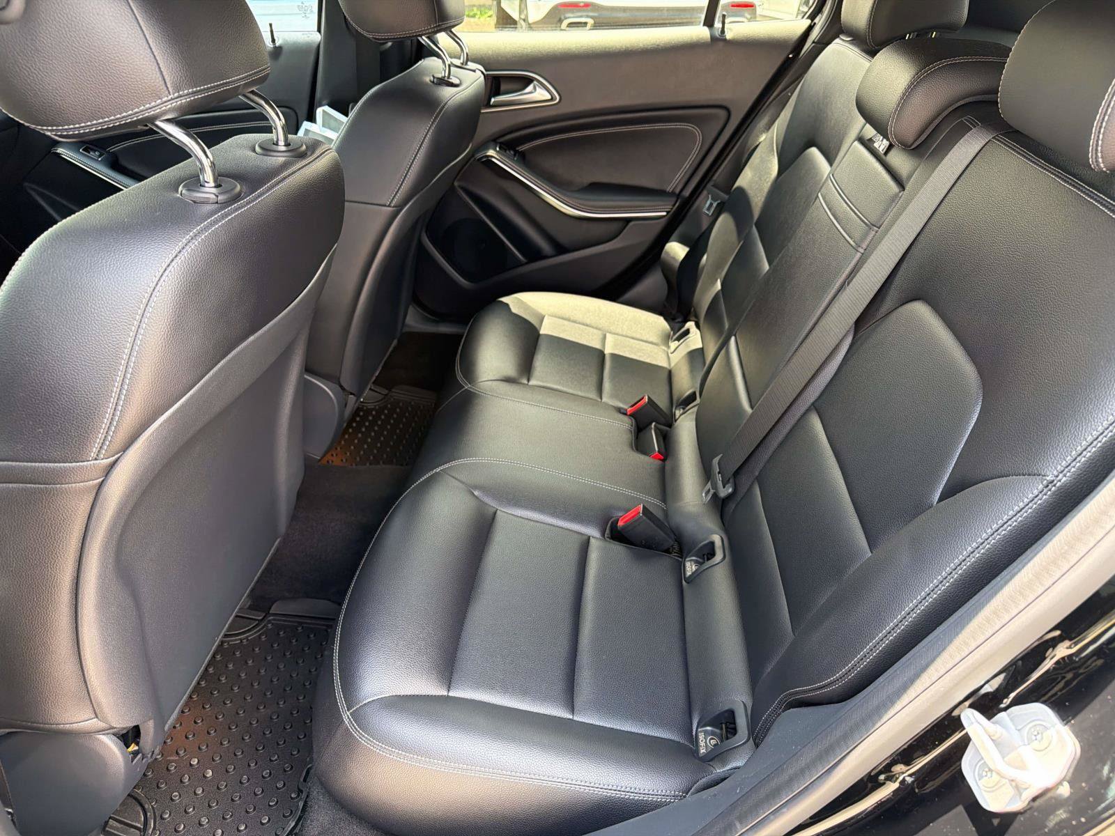 Certified 2016 Mercedes-Benz GLA 250 4MATIC image 20