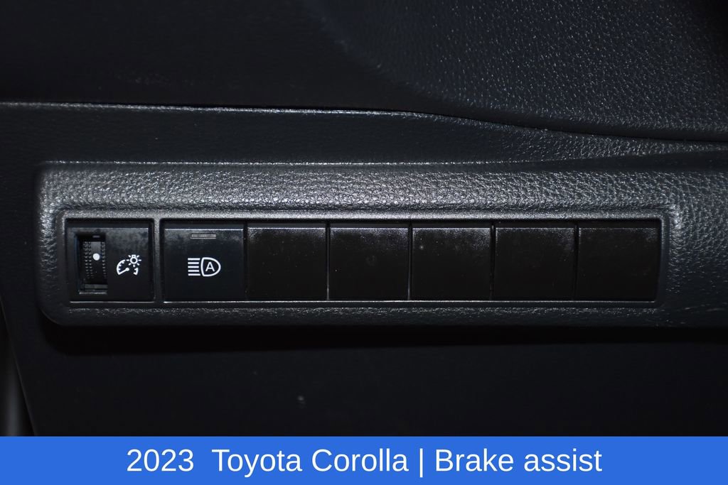 Used 2023 Toyota Corolla LE image 9