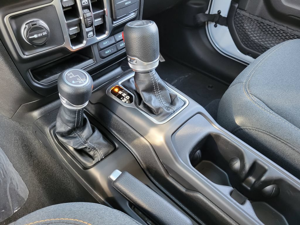New 2026 Jeep Gladiator Sport AWD/4WD image 13