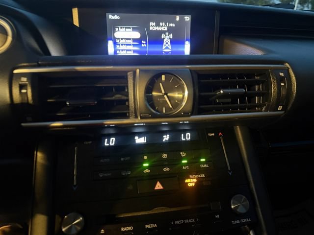 Used 2017 Lexus IS 200t w/ Premium Package RWD image 13