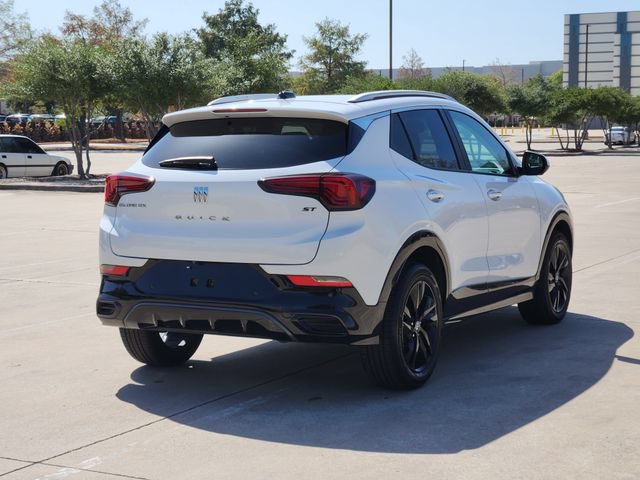 Used 2024 Buick Encore GX Sport Touring w/ Advanced Technology Package FWD image 5