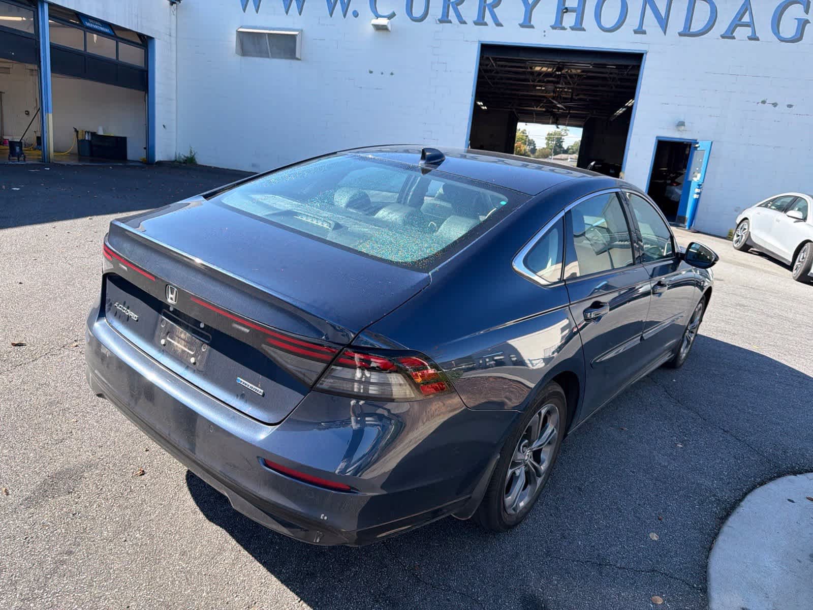 Used 2024 Honda Accord EX-L image 11