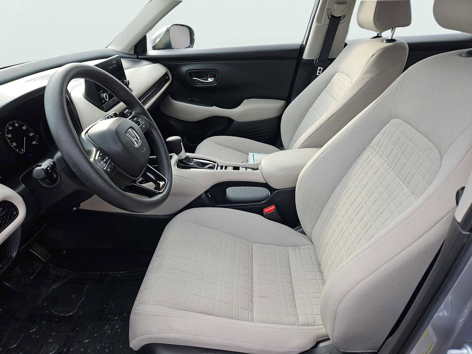 Certified 2024 Honda HR-V LX image 26