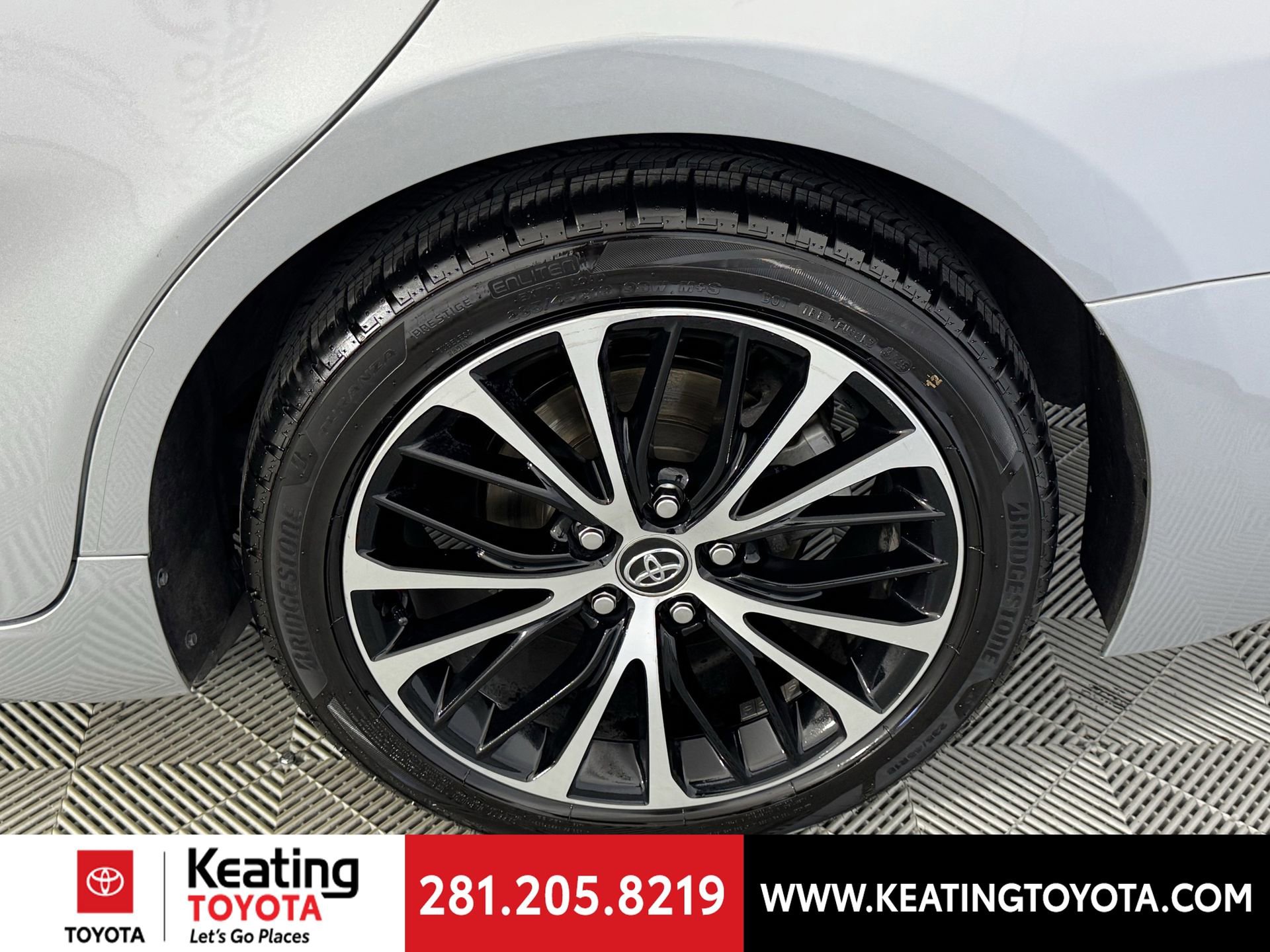 Used 2020 Toyota Camry SE image 29