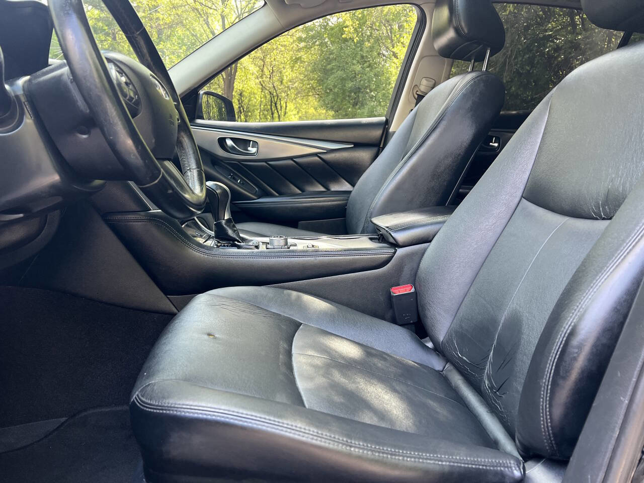 Used 2015 INFINITI Q50 Premium w/ Navigation Package RWD image 9