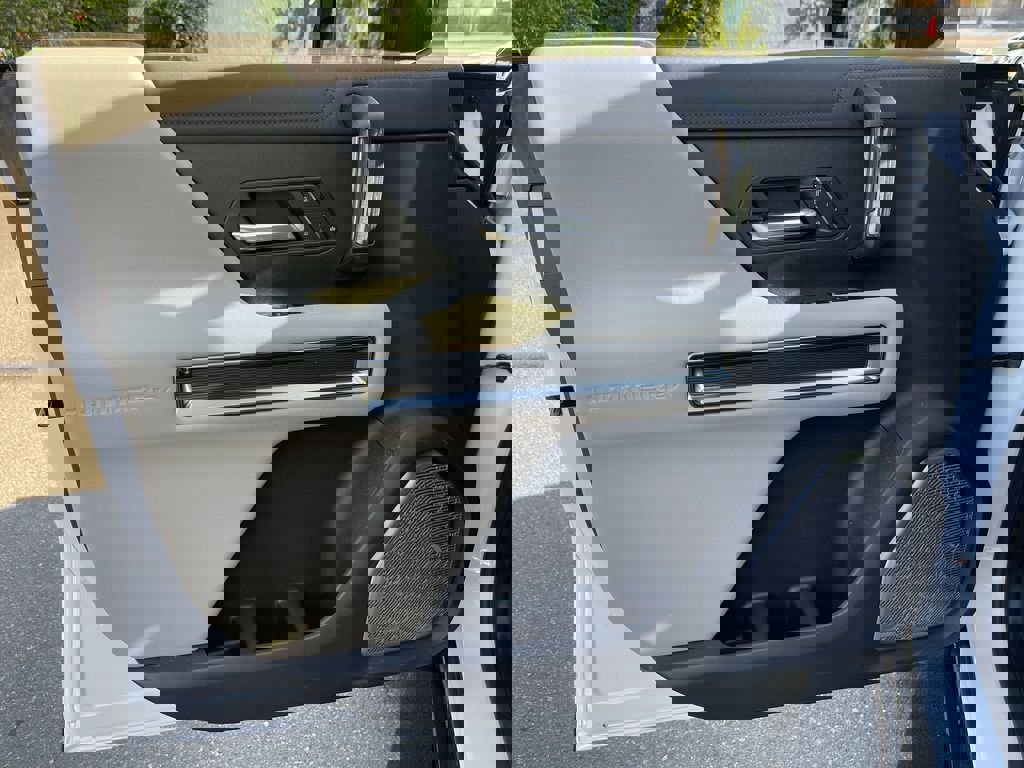 New 2026 GMC Hummer EV 4x4 Crew Cab image 22