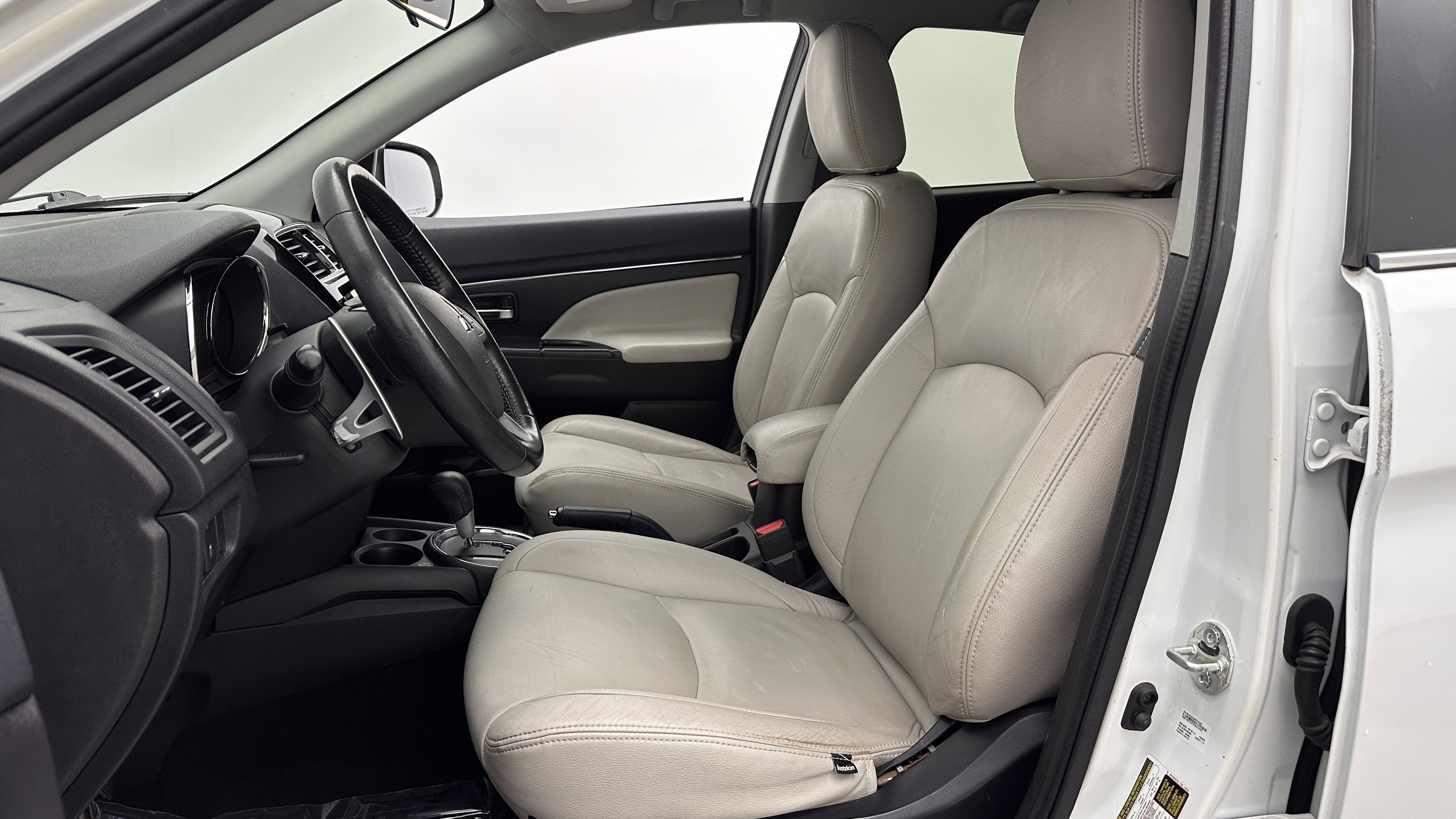 Used 2015 Mitsubishi Outlander Sport GT image 14