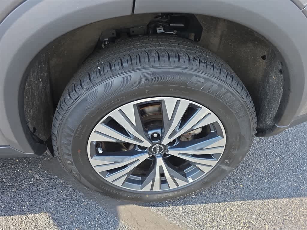 Used 2023 Nissan Rogue SV AWD/4WD image 27