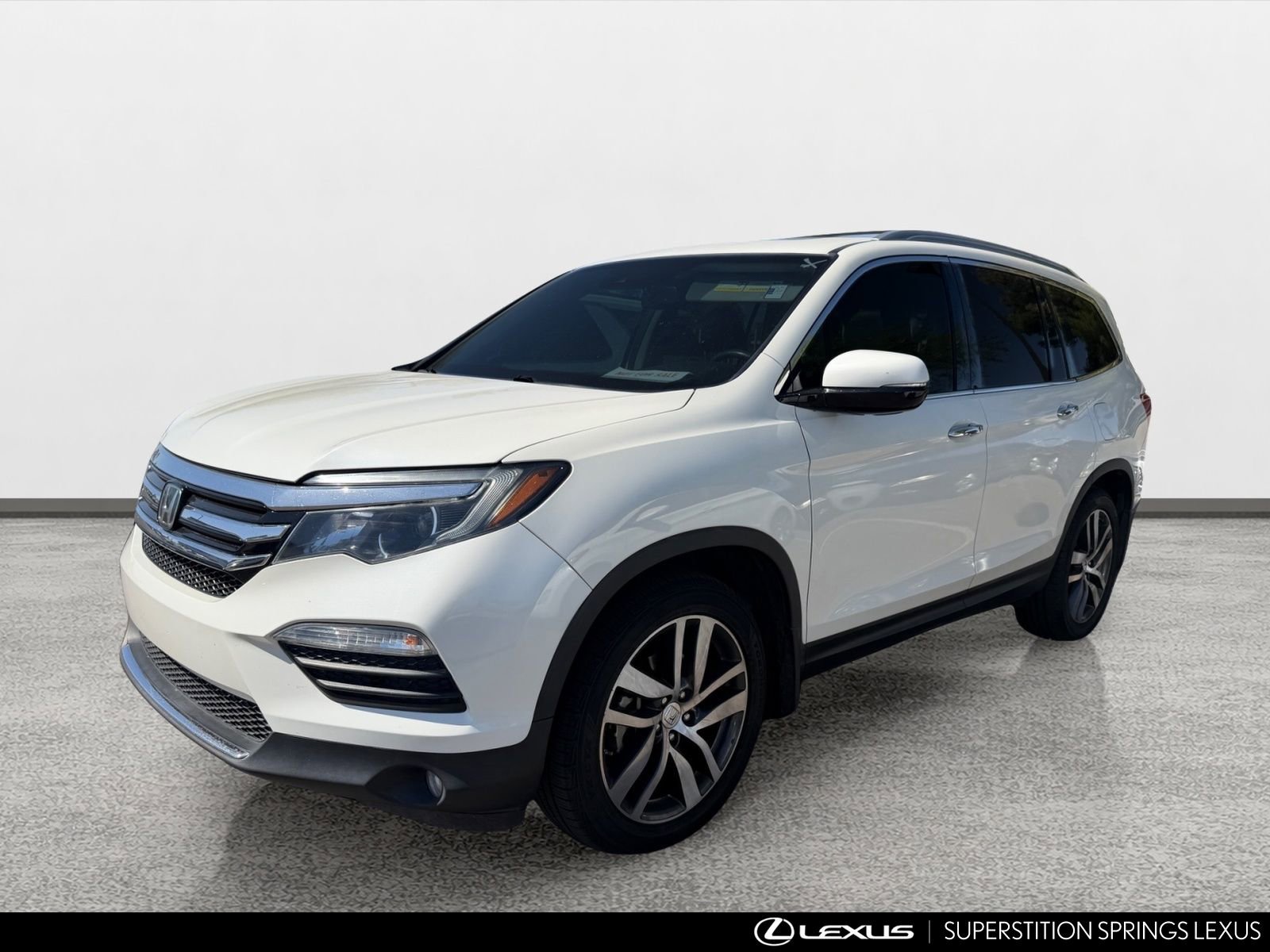 Used 2017 Honda Pilot Touring image 5