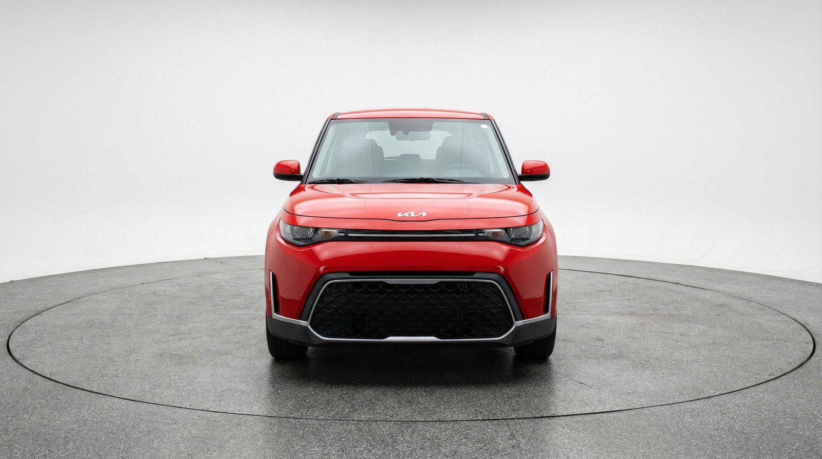 Used 2025 Kia Soul LX w/ LX Technology Package image 2