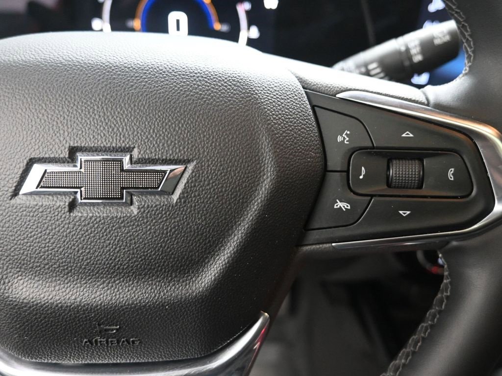 Used 2024 Chevrolet Trax ACTIV w/ Sunroof Package image 14