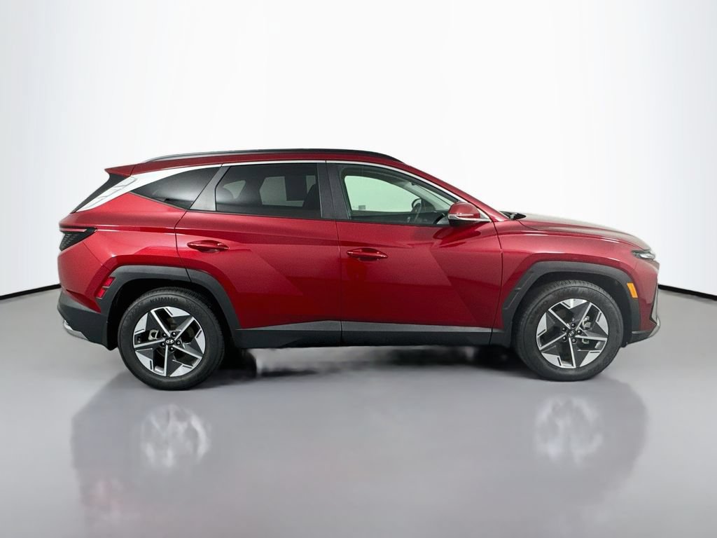 Certified 2025 Hyundai Tucson SEL FWD image 4