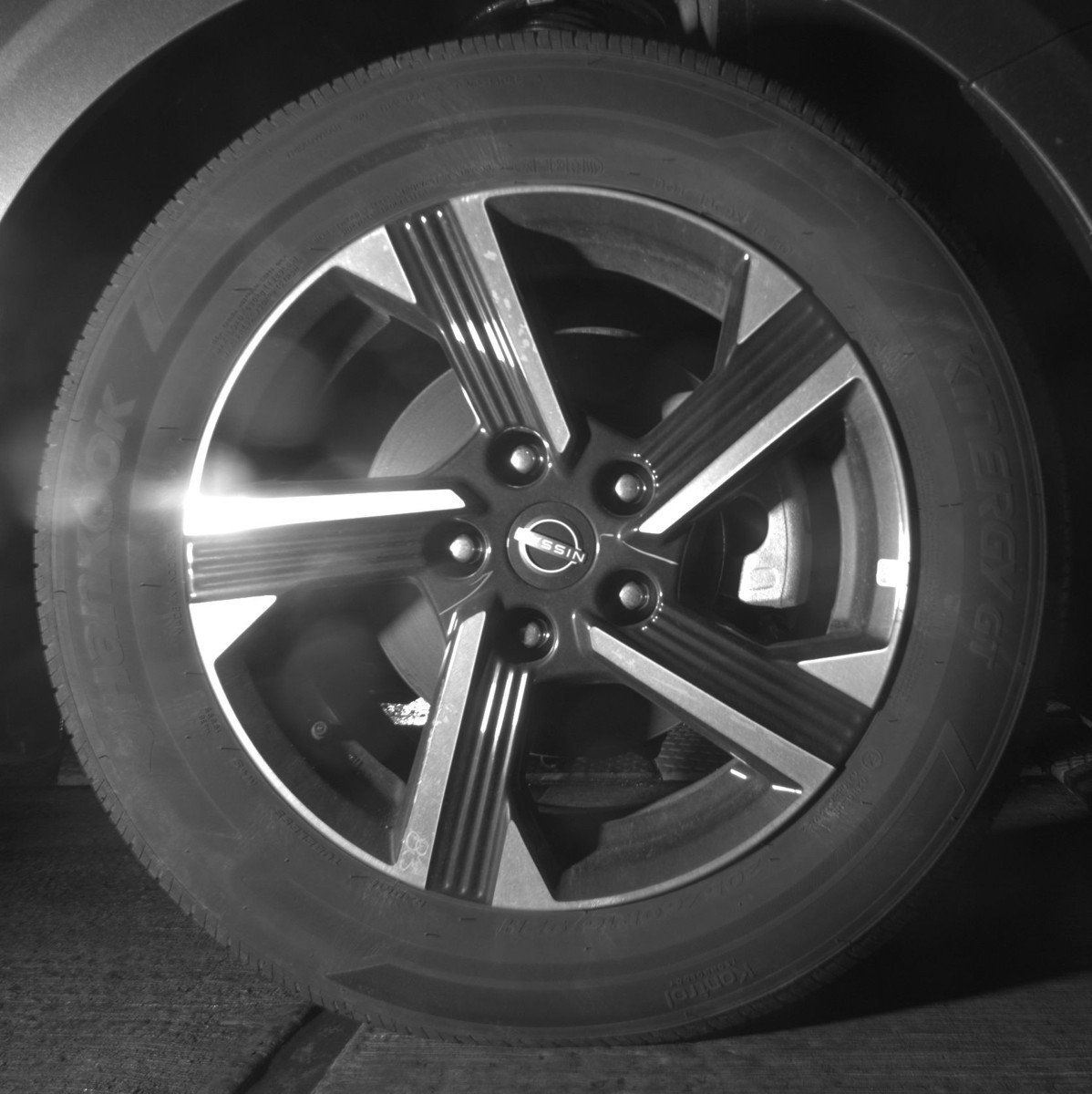 Used 2025 Nissan Sentra SV image 13