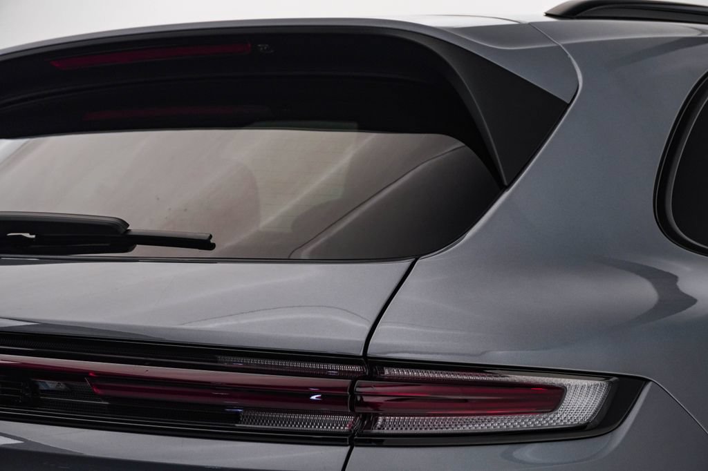 New 2026 Porsche Cayenne S AWD/4WD image 12