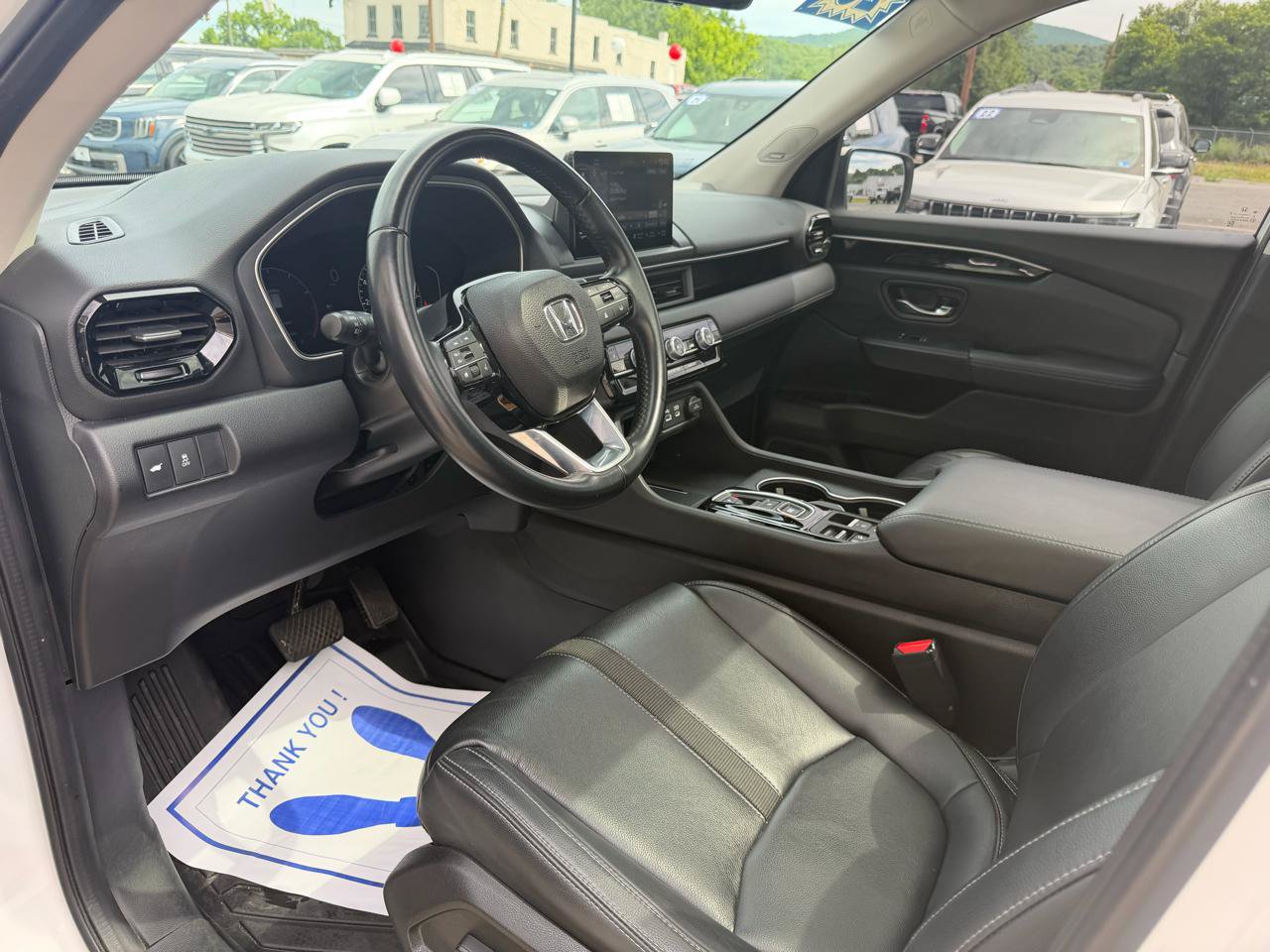 Used 2023 Honda Pilot Touring image 10