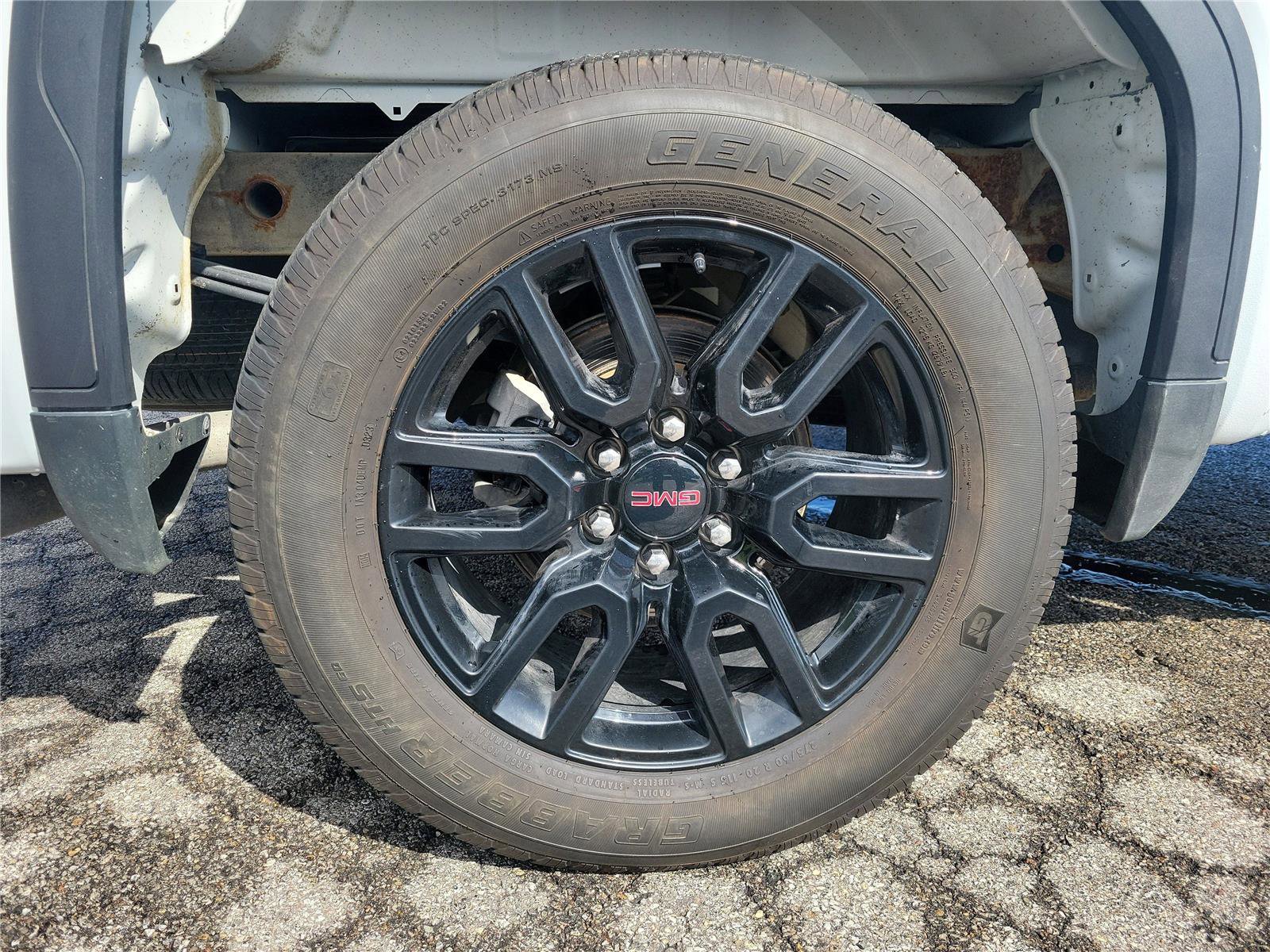 Used 2023 GMC Sierra 1500 Elevation AWD/4WD image 5
