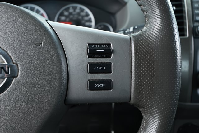 Used 2019 Nissan Frontier SL RWD image 14