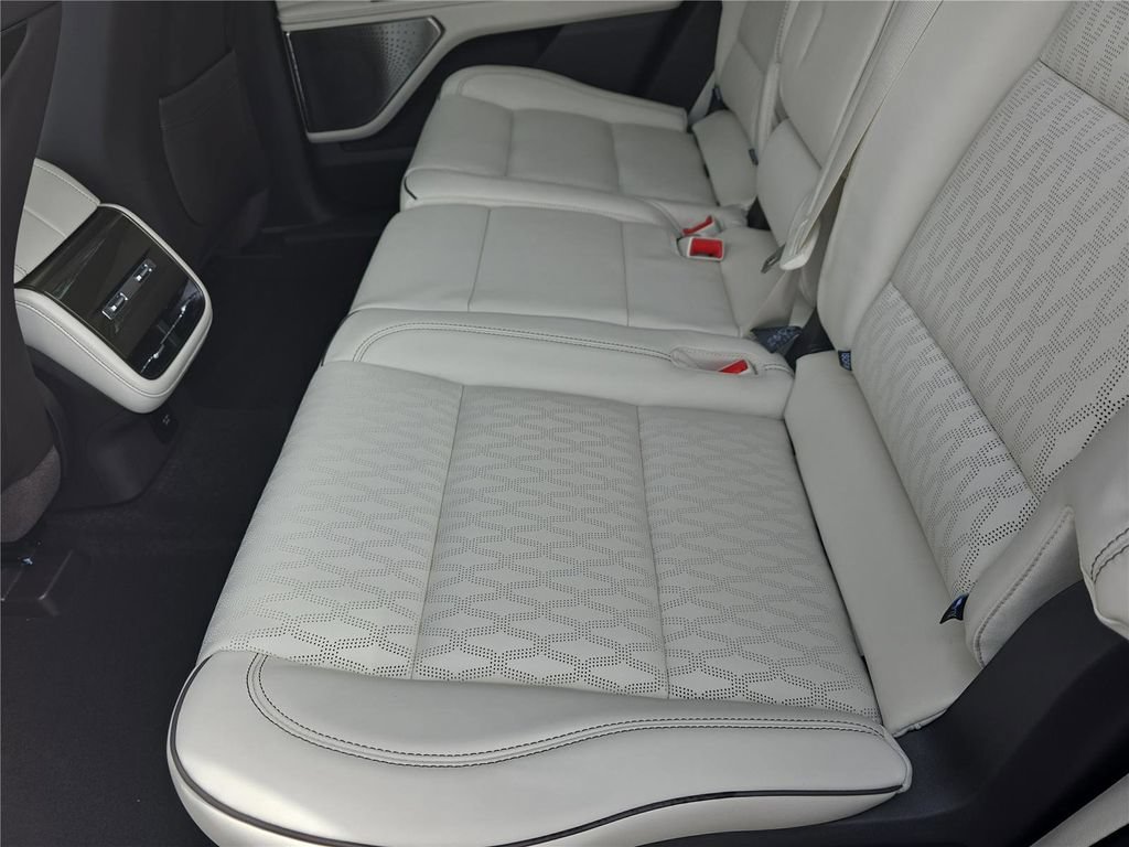 New 2026 Lincoln Nautilus Black Label AWD/4WD image 13