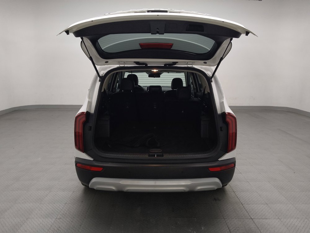 Used 2020 Kia Telluride LX FWD image 29