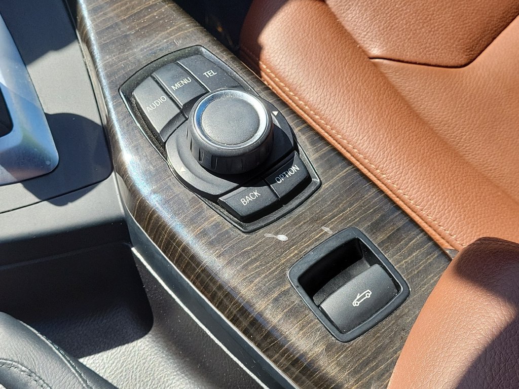 Used 2015 BMW 228i Convertible RWD image 24