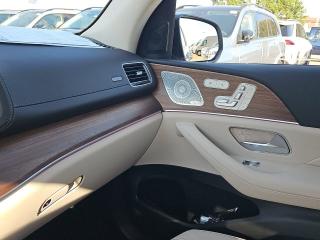 New 2026 Mercedes-Benz GLS 450 4MATIC image 24
