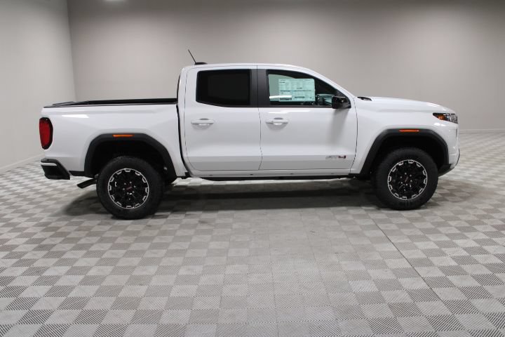 New 2026 GMC Canyon AT4 w/ Technology Plus Package AWD/4WD image 13