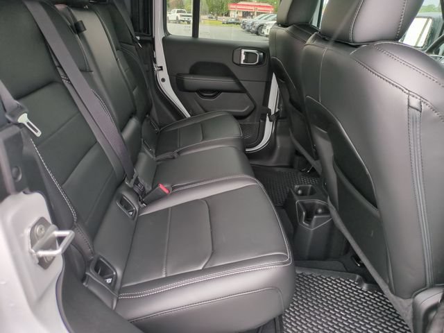 Used 2023 Jeep Gladiator Overland AWD/4WD image 32
