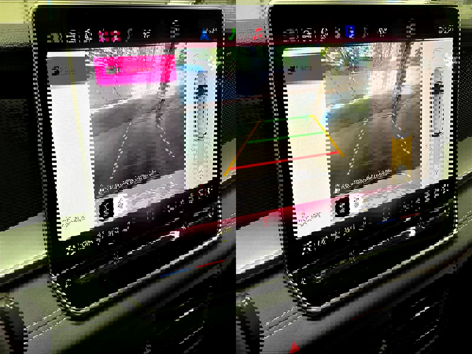 Used 2025 Volkswagen Tiguan SE w/ Panoramic Sunroof Package image 22