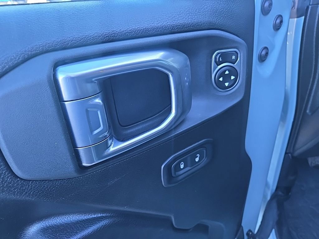 Used 2024 Jeep Wrangler Sport S image 31