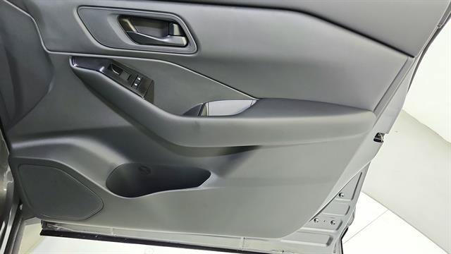 New 2027 Nissan Rogue S FWD image 25