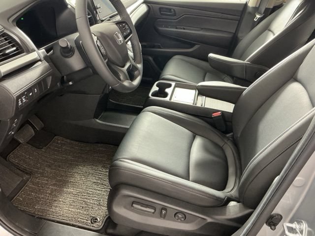 Certified 2026 Honda Odyssey EX-L image 8