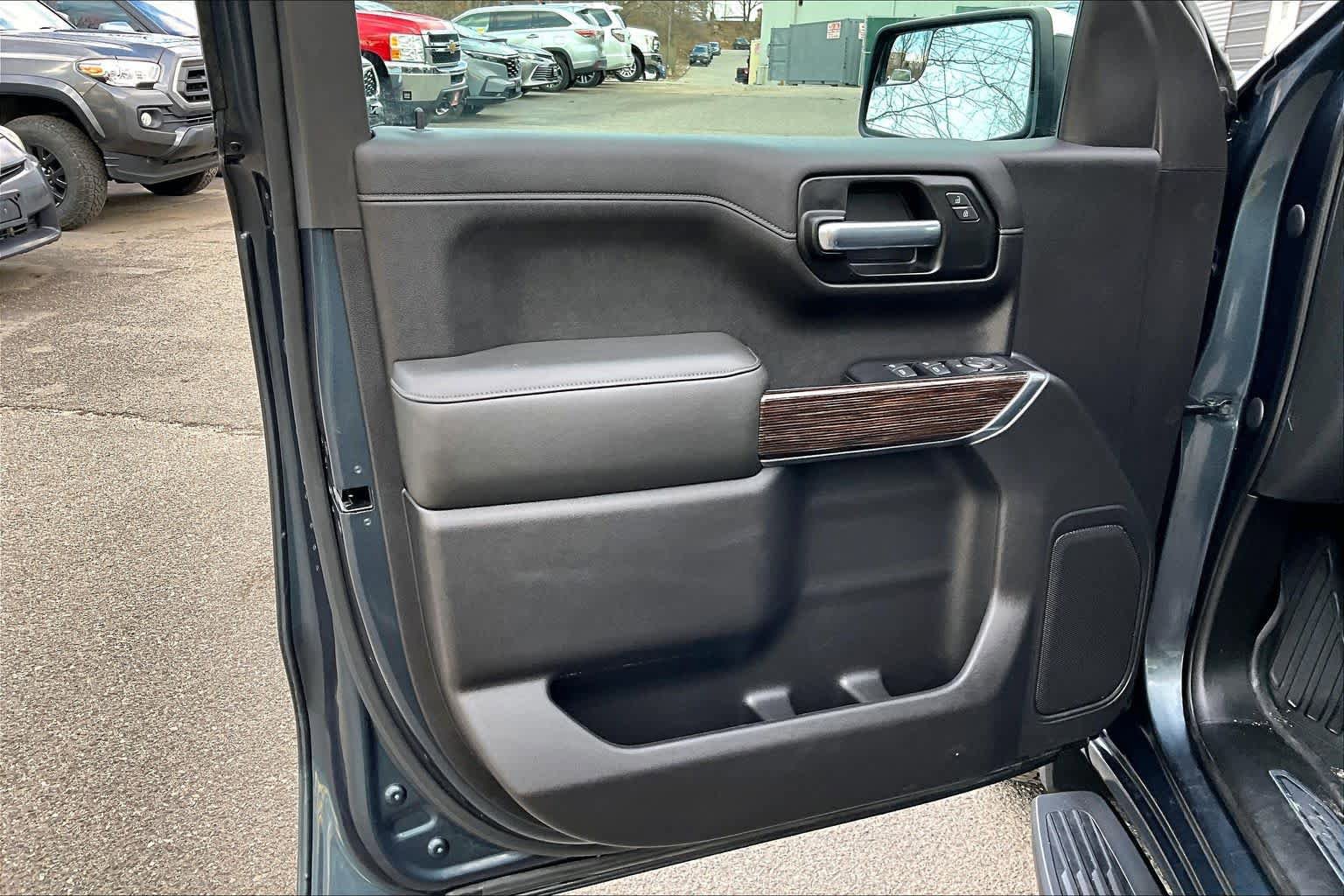 Used 2020 GMC Sierra 1500 SLE w/ SLE Value Package AWD/4WD image 20
