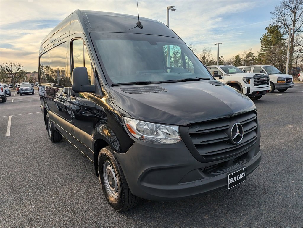 Used 2024 Mercedes-Benz Sprinter 144 Cargo image 2