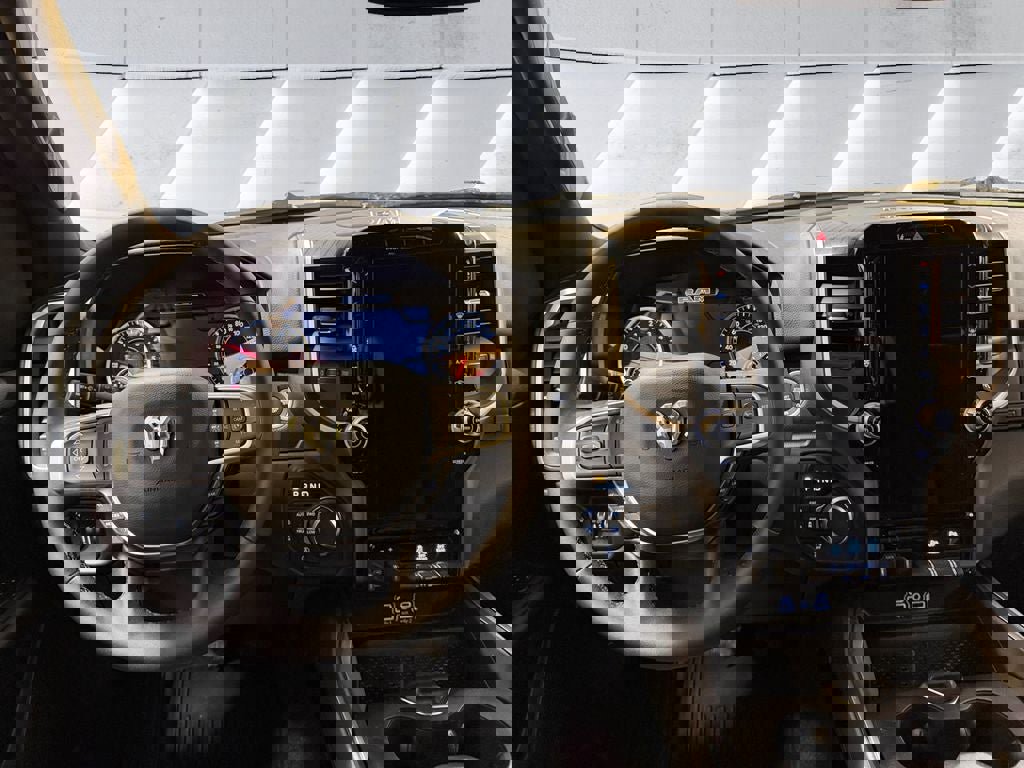 New 2026 RAM 1500 4x4 Crew Cab image 11