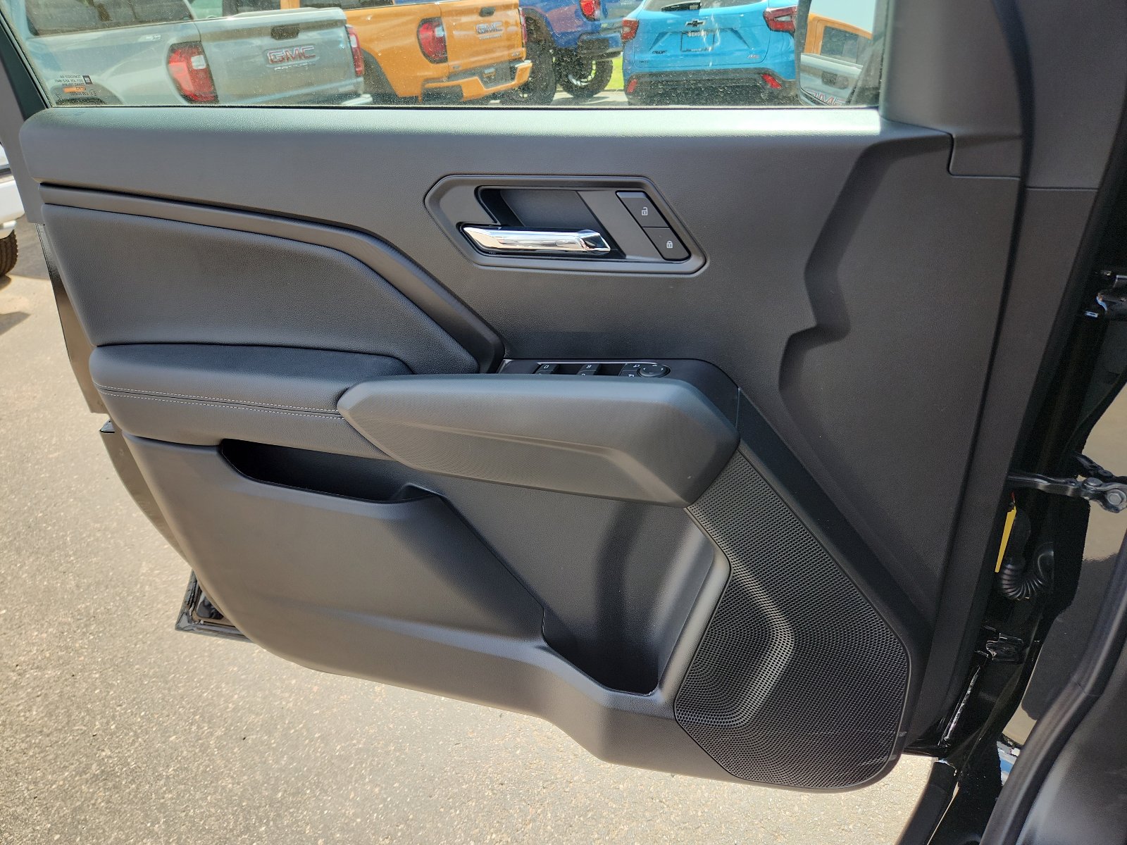 New 2026 GMC Canyon Elevation w/ Convenience Package image 12