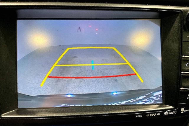 Used 2016 Toyota RAV4 XLE AWD/4WD image 18