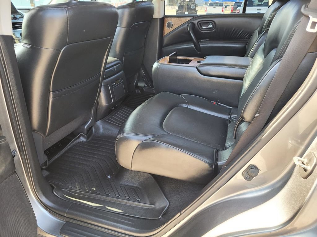 Used 2021 Nissan Armada SL w/ Captain's Chairs Package RWD image 3