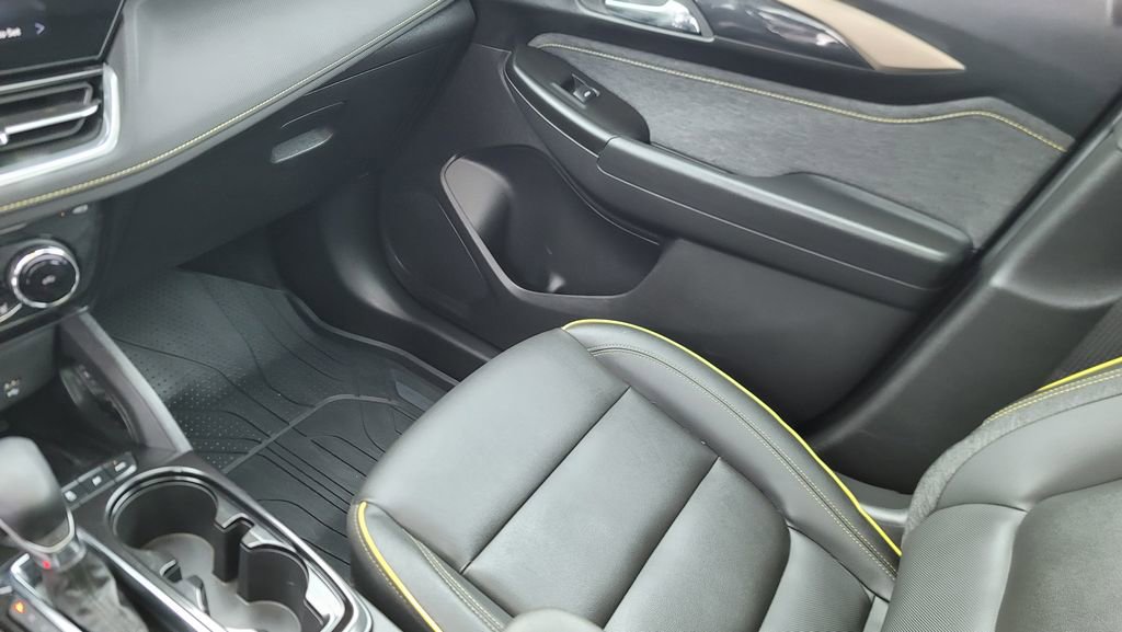 Used 2024 Chevrolet TrailBlazer ACTIV w/ Convenience Package image 23