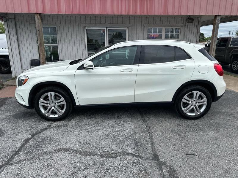 Used 2017 Mercedes-Benz GLA 250 4MATIC image 11