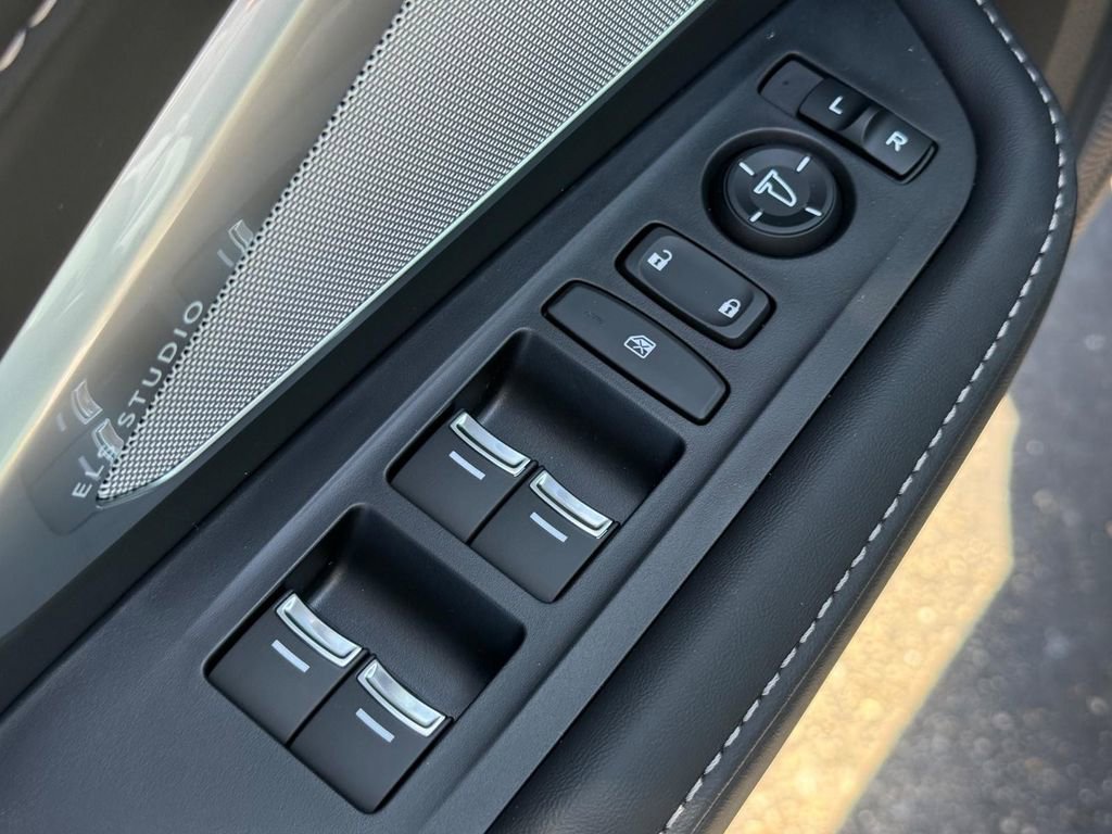 New 2026 Acura RDX w/ Technology Package AWD/4WD image 16